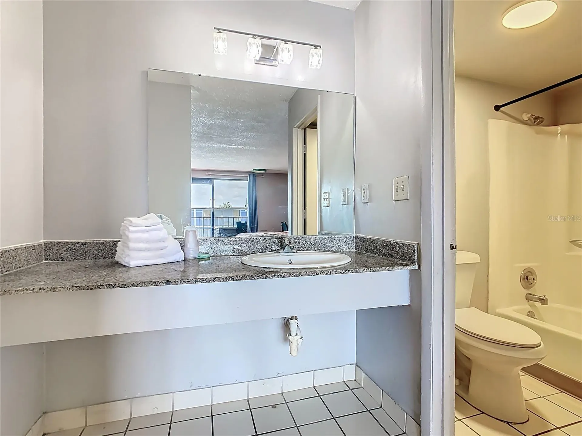 4121 W Vine Street Kissimmee FL 34741