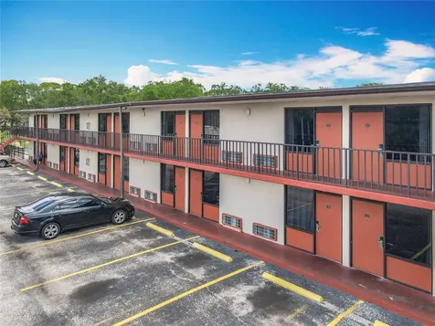 4121 W Vine Street Kissimmee FL 34741