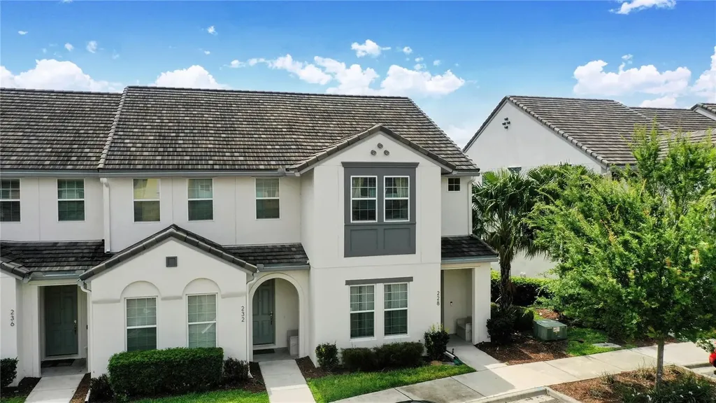 228 Captiva Drive Davenport FL 33896