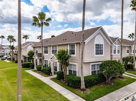 724 Kensington Lake Circle Brandon FL 33511