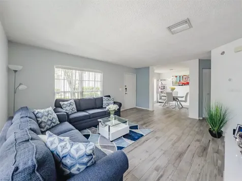 724 Kensington Lake Circle Brandon FL 33511