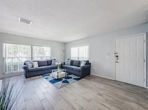 724 Kensington Lake Circle Brandon FL 33511