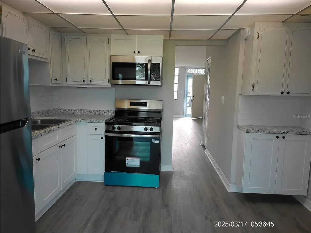 4715 Bay Street NE St Petersburg FL 33703