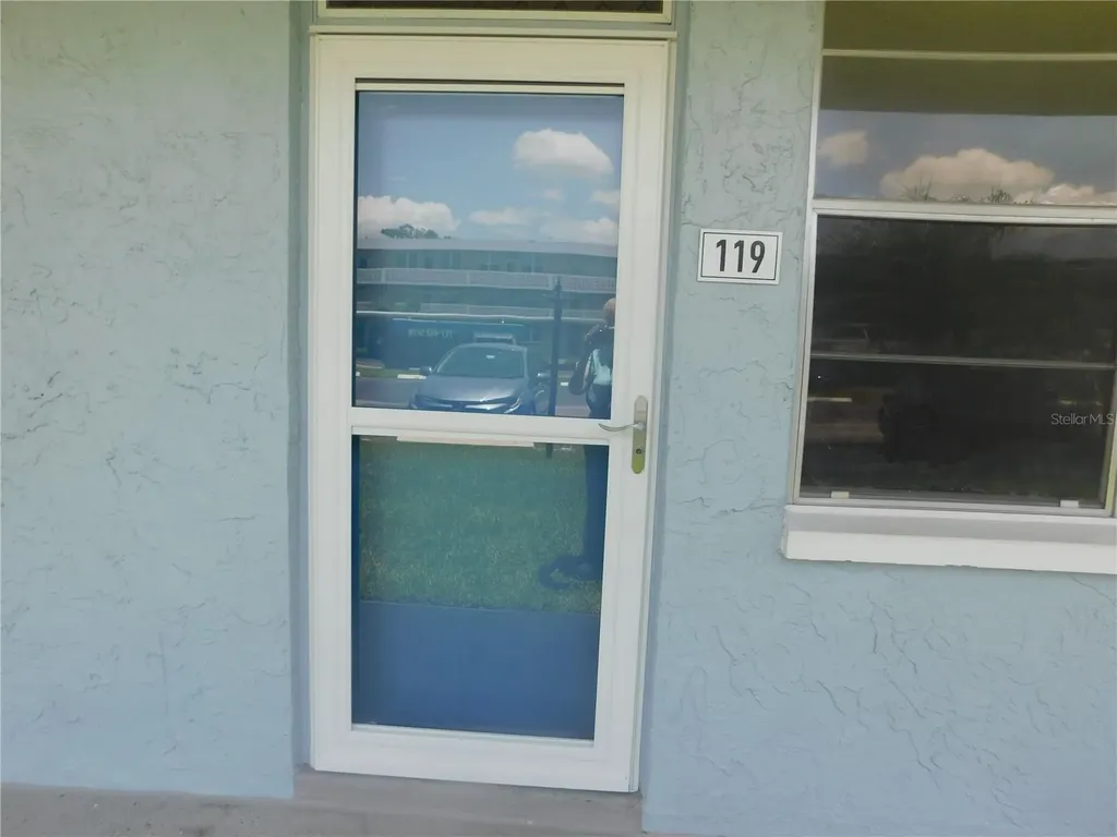 4715 Bay Street NE St Petersburg FL 33703
