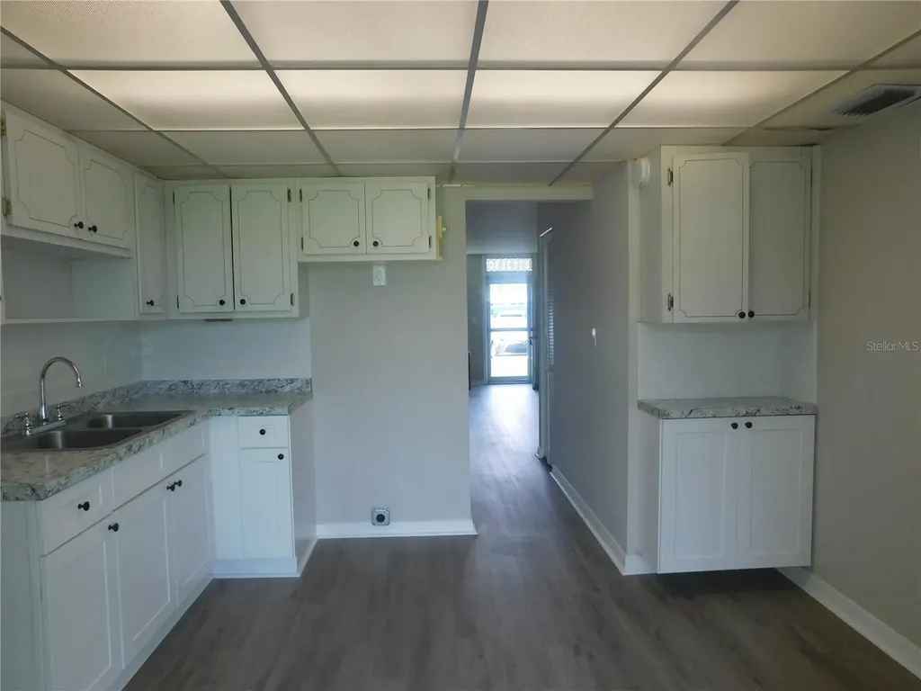 4715 Bay Street NE St Petersburg FL 33703