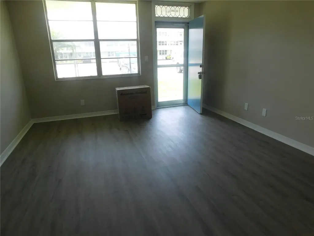 4715 Bay Street NE St Petersburg FL 33703