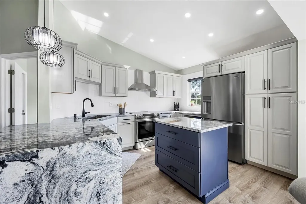 809 Montrose Drive Venice FL 34293