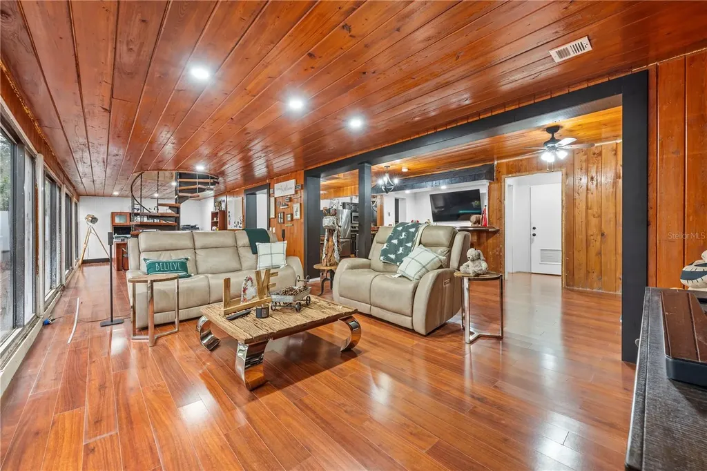 409 San Sebastian Prado Altamonte Springs FL 32714