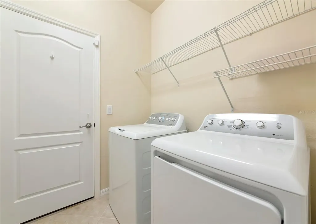 6524 Willowshire Way Bradenton FL 34212