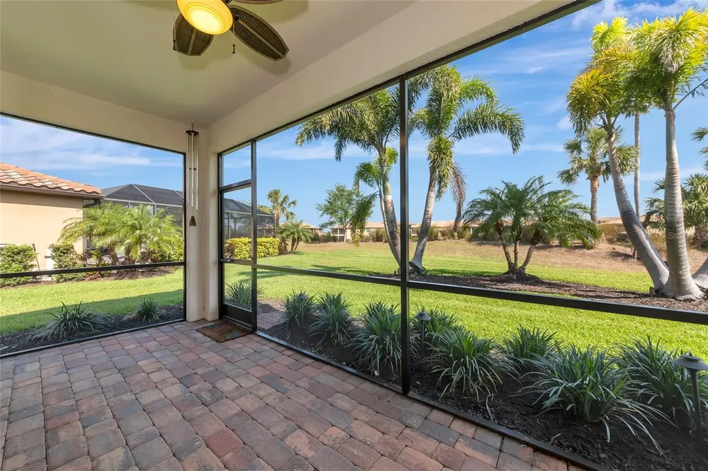 6524 Willowshire Way Bradenton FL 34212