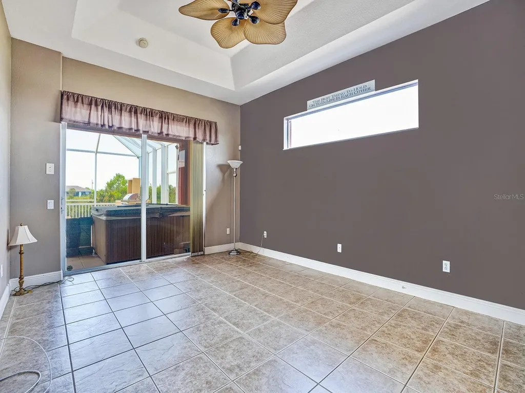 1112 NW 9th Avenue Cape Coral FL 33993