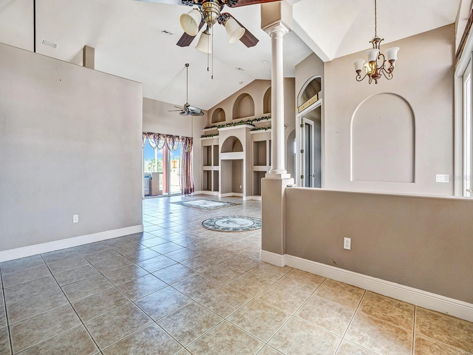 1112 NW 9th Avenue Cape Coral FL 33993