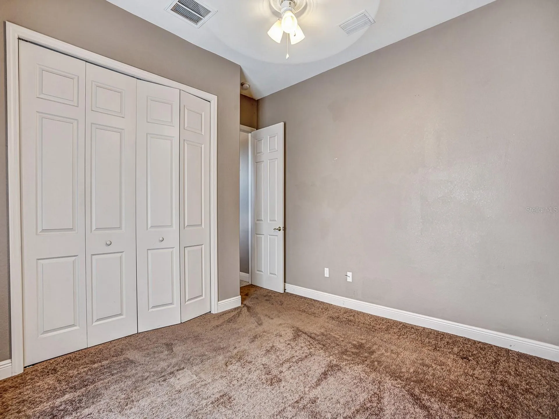 1112 NW 9th Avenue Cape Coral FL 33993