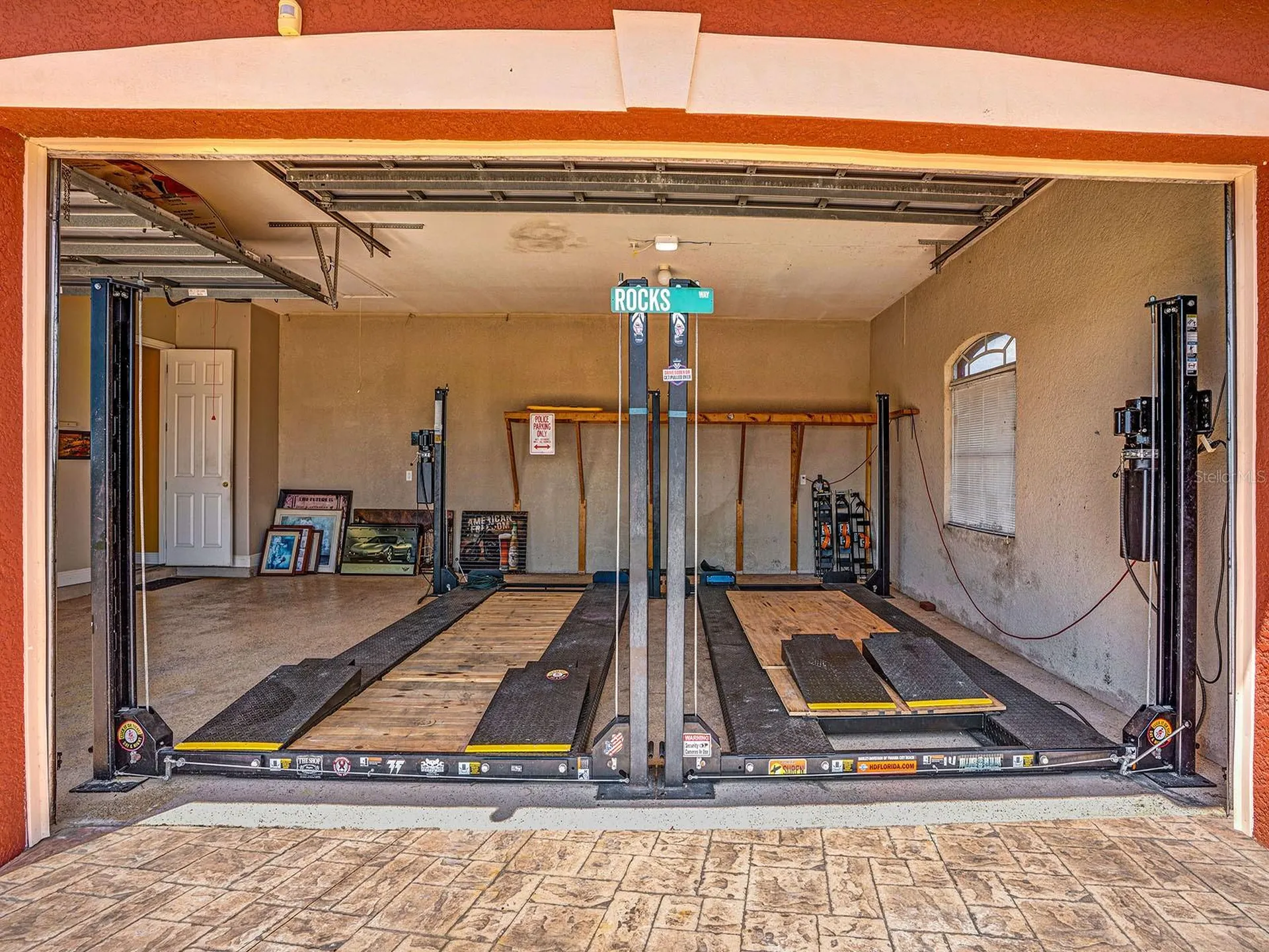 1112 NW 9th Avenue Cape Coral FL 33993