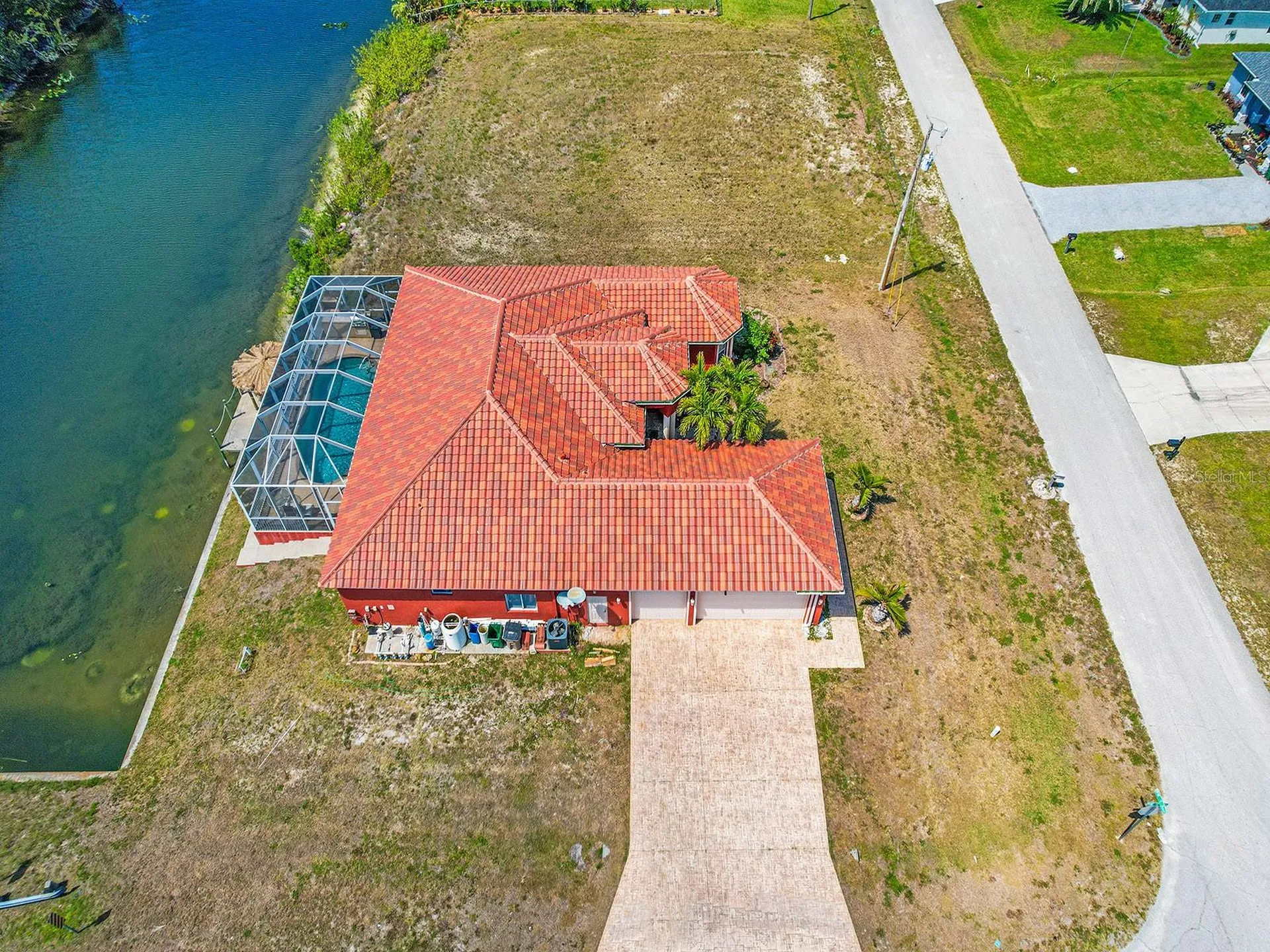 1112 NW 9th Avenue Cape Coral FL 33993