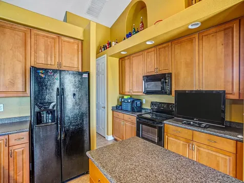 1112 NW 9th Avenue Cape Coral FL 33993