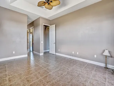 1112 NW 9th Avenue Cape Coral FL 33993