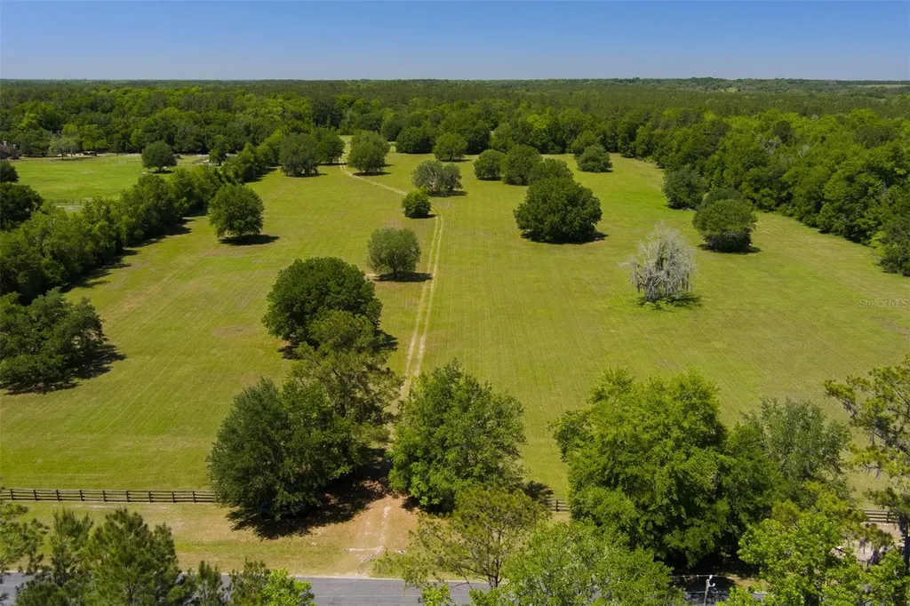 11420 NW 110th Avenue Reddick FL 32686