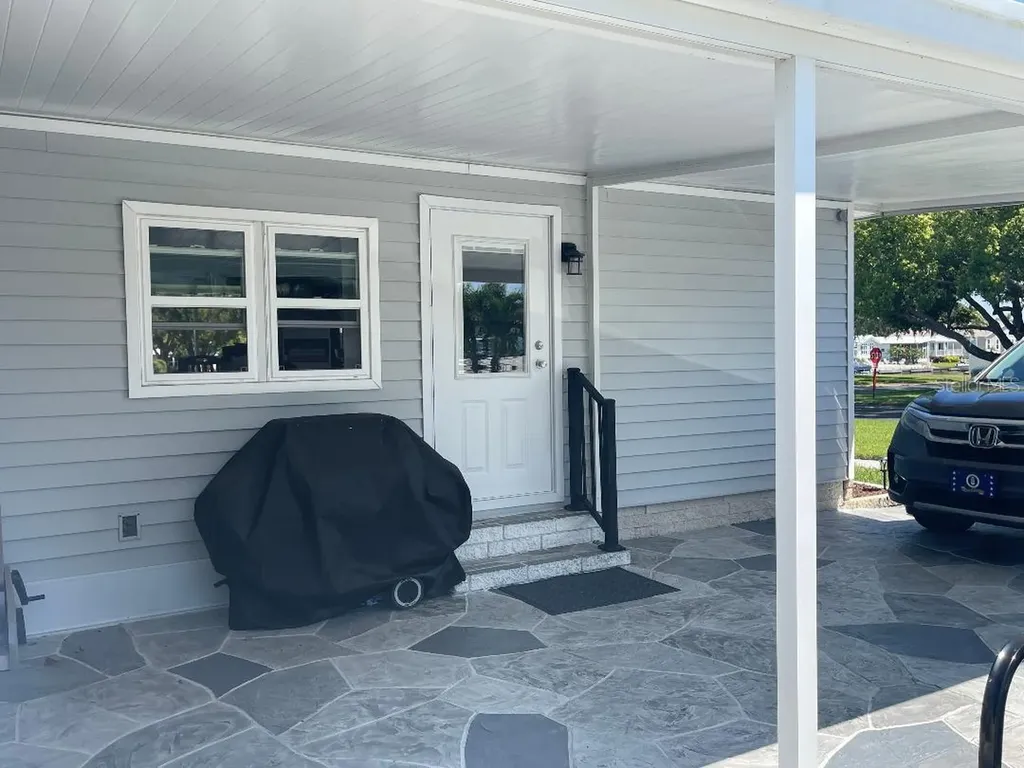 57 Harbor Way Palm Harbor FL 34684