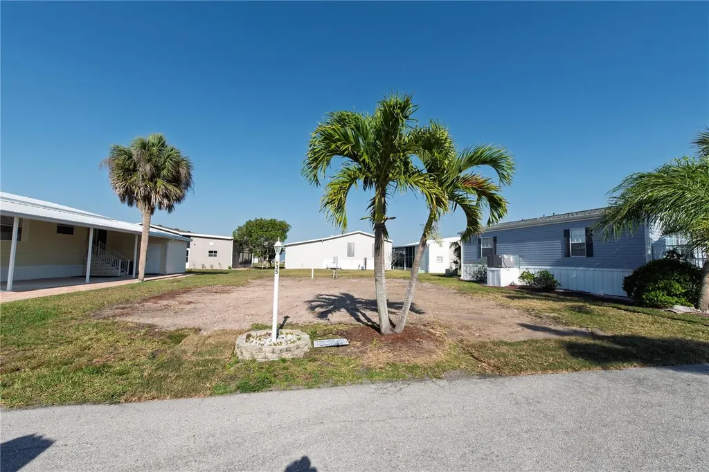 35 Amsterdam Avenue Punta Gorda FL 33950