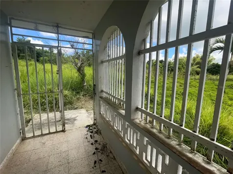143 143 Barranquitas PR 00794