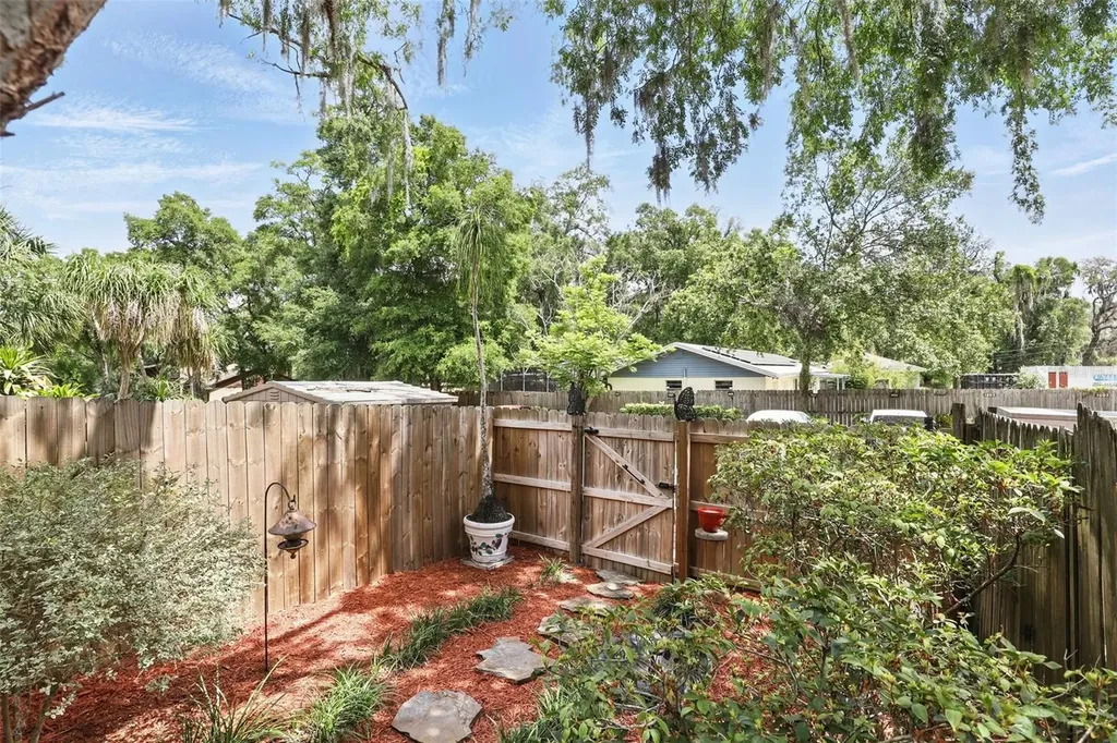 1005 Love Lane Apopka FL 32703