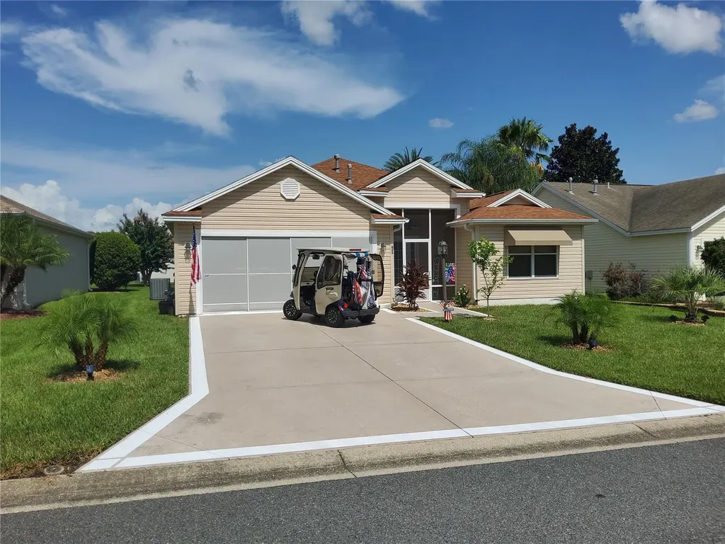 633 Jameston Avenue The Villages FL 32162