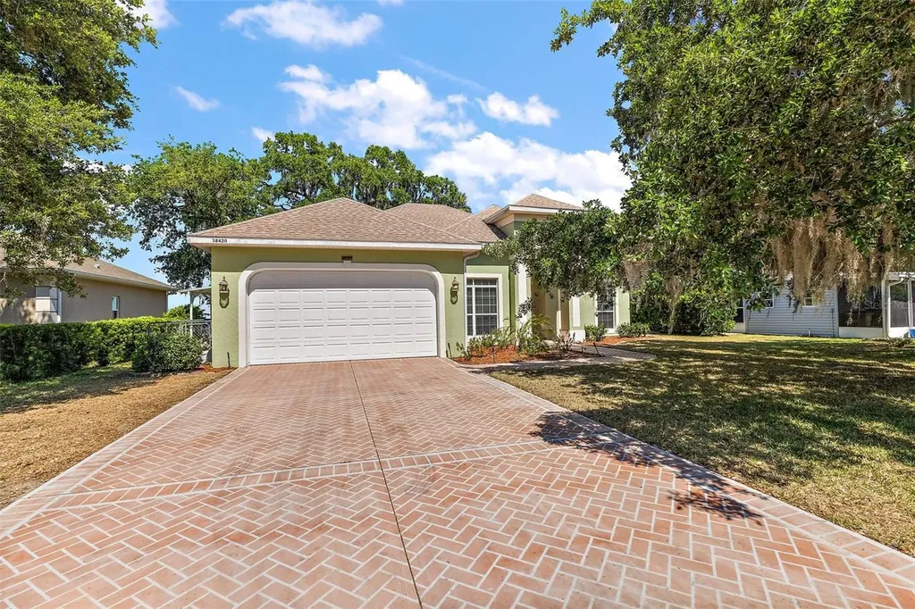 38420 Langlois Place Leesburg FL 34788