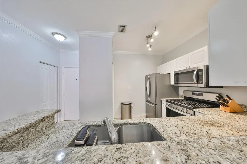 2739 Via Capri Clearwater FL 33764