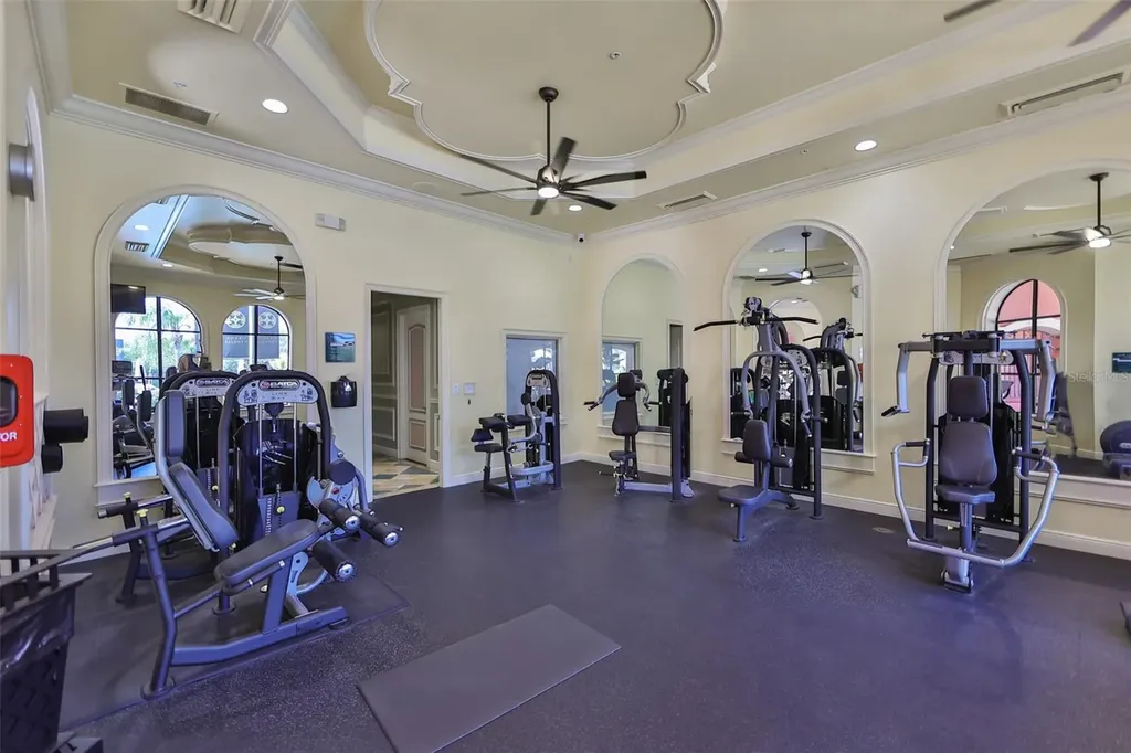 2739 Via Capri Clearwater FL 33764