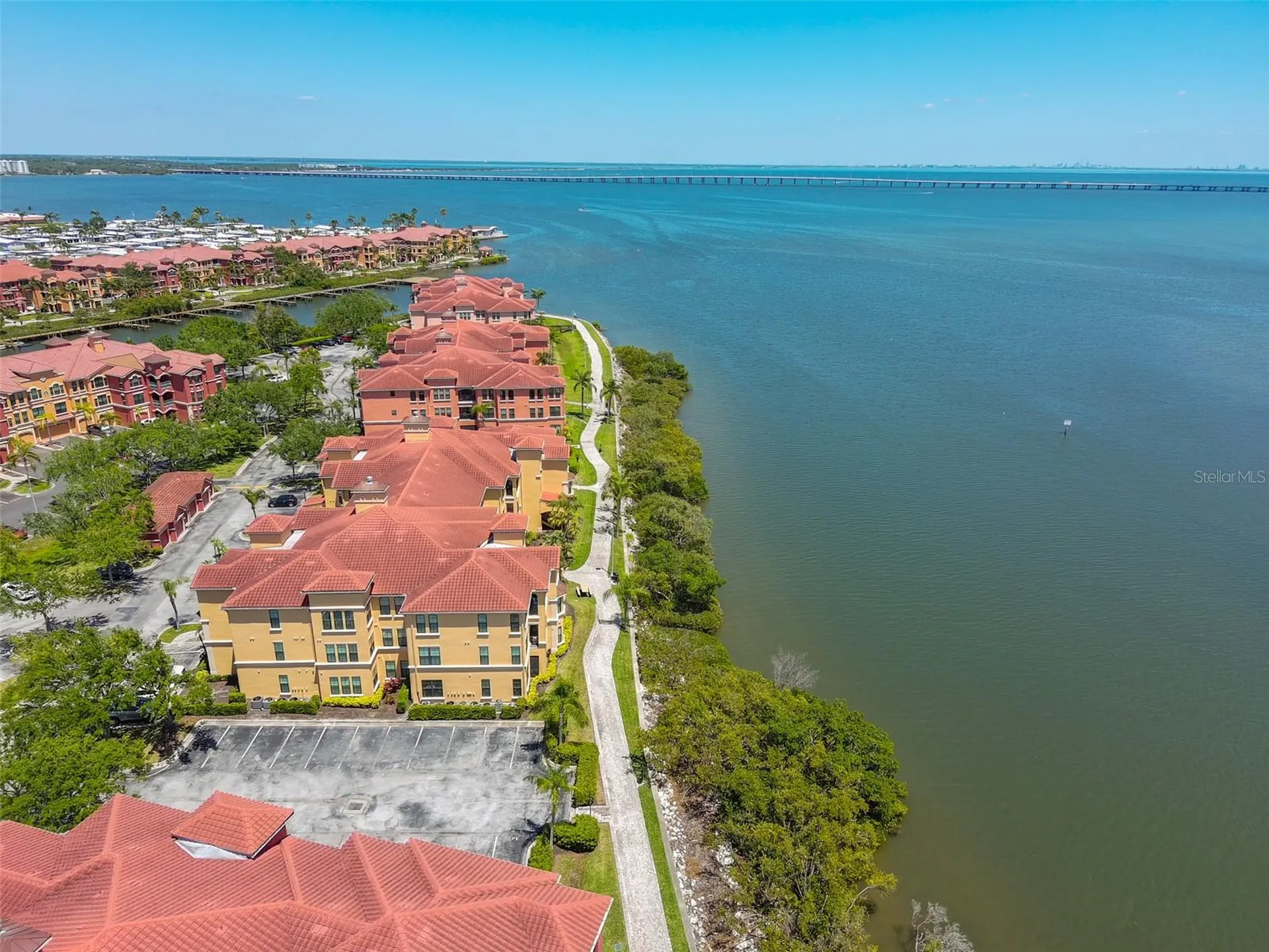 2739 Via Capri Clearwater FL 33764