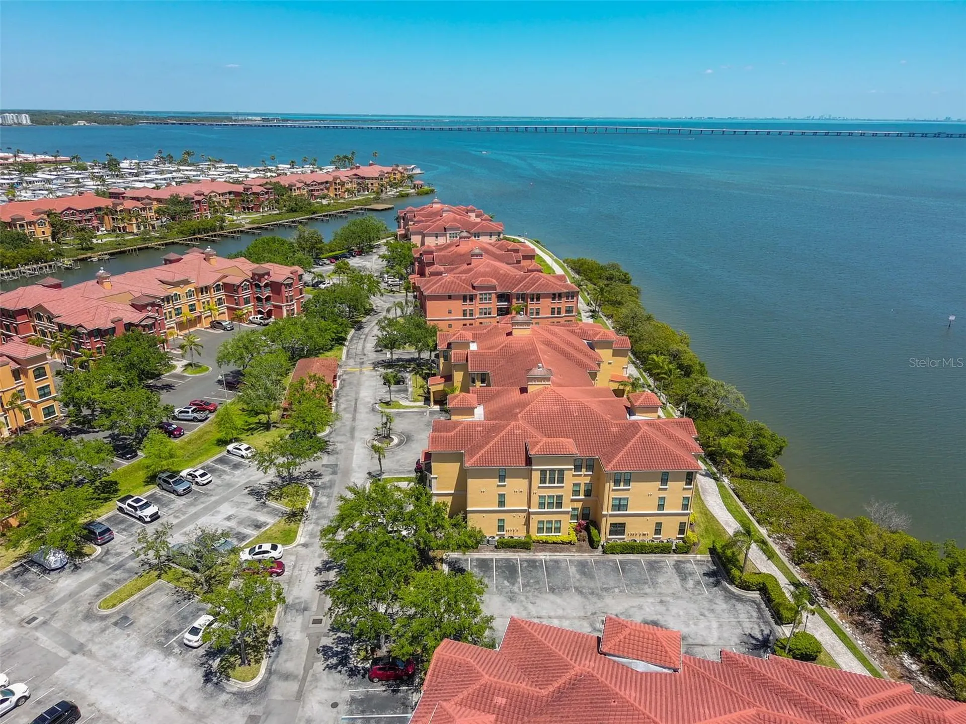 2739 Via Capri Clearwater FL 33764