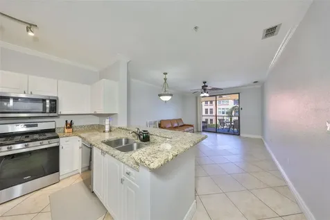 2739 Via Capri Clearwater FL 33764