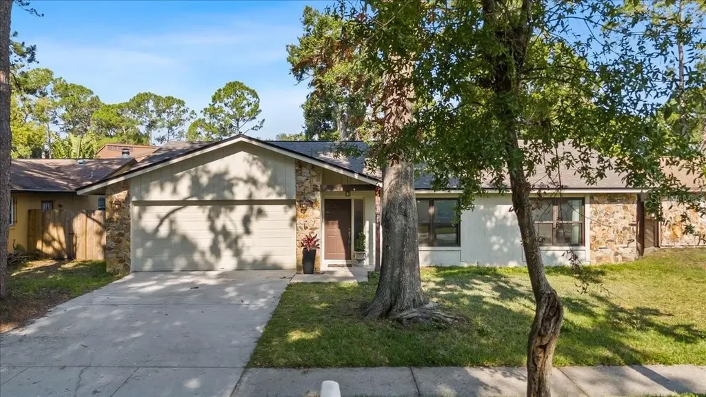 15118 Brushwood Drive Tampa FL 33624