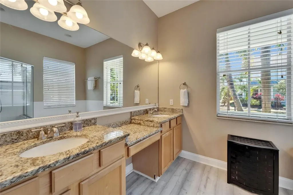 426 Islebay Drive Apollo Beach FL 33572