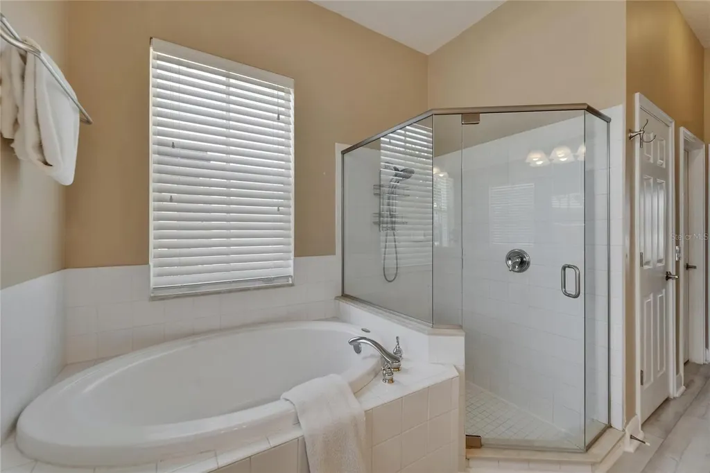 426 Islebay Drive Apollo Beach FL 33572