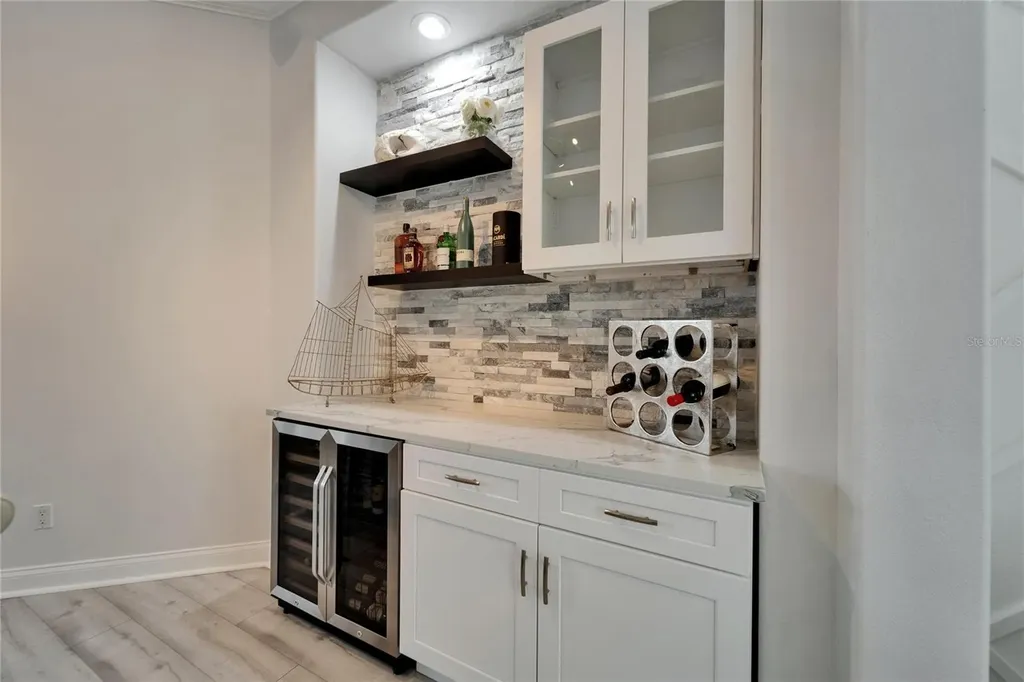 426 Islebay Drive Apollo Beach FL 33572