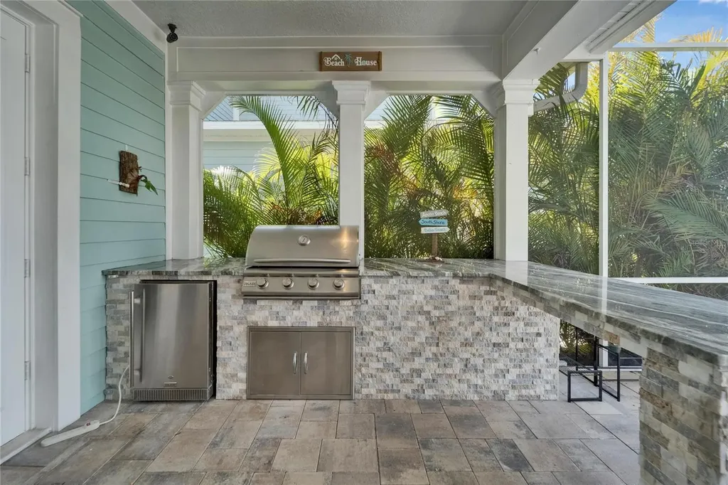 426 Islebay Drive Apollo Beach FL 33572