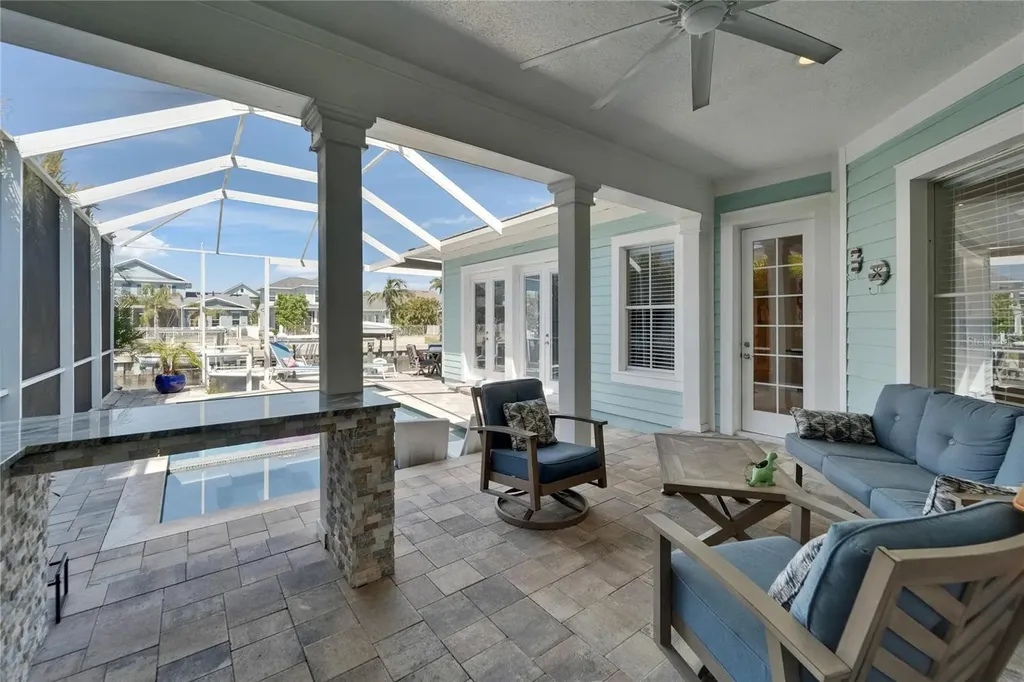 426 Islebay Drive Apollo Beach FL 33572