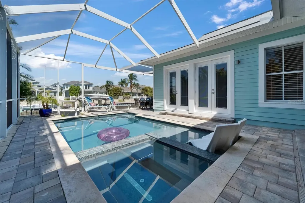 426 Islebay Drive Apollo Beach FL 33572