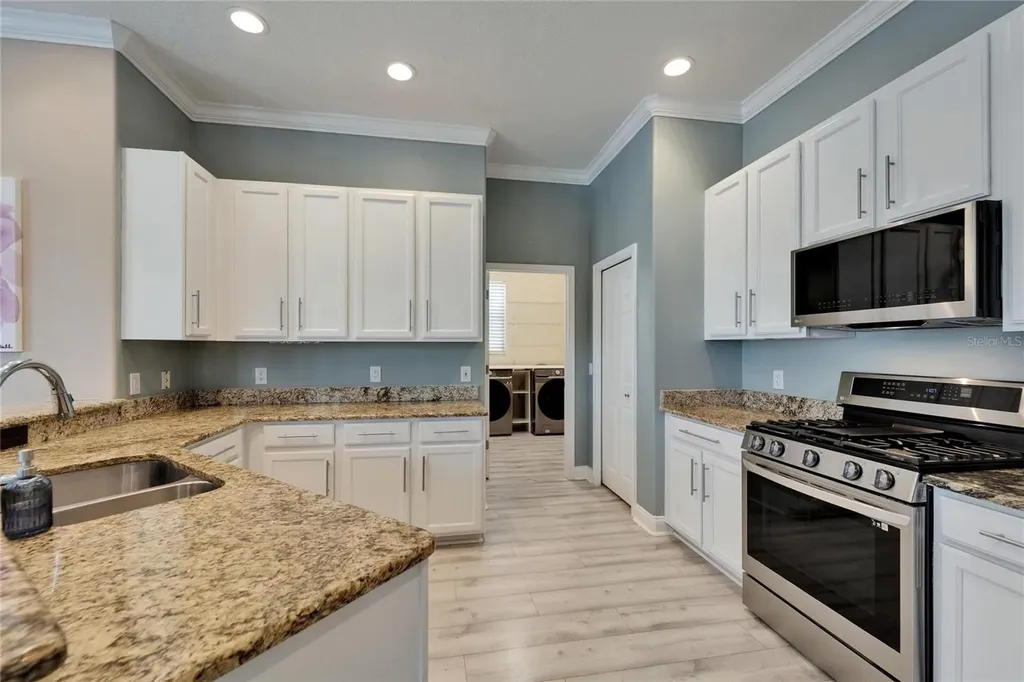 426 Islebay Drive Apollo Beach FL 33572