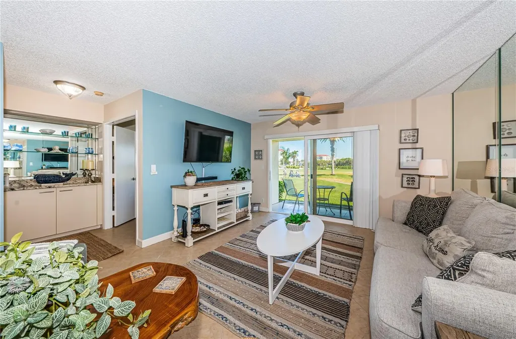 6191 Bahia Del Mar Boulevard St Petersburg FL 33715