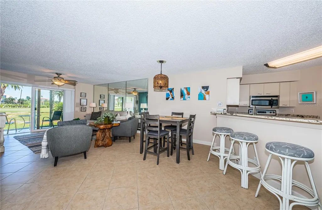 6191 Bahia Del Mar Boulevard St Petersburg FL 33715