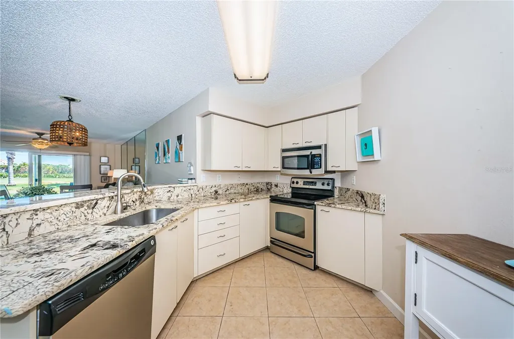 6191 Bahia Del Mar Boulevard St Petersburg FL 33715