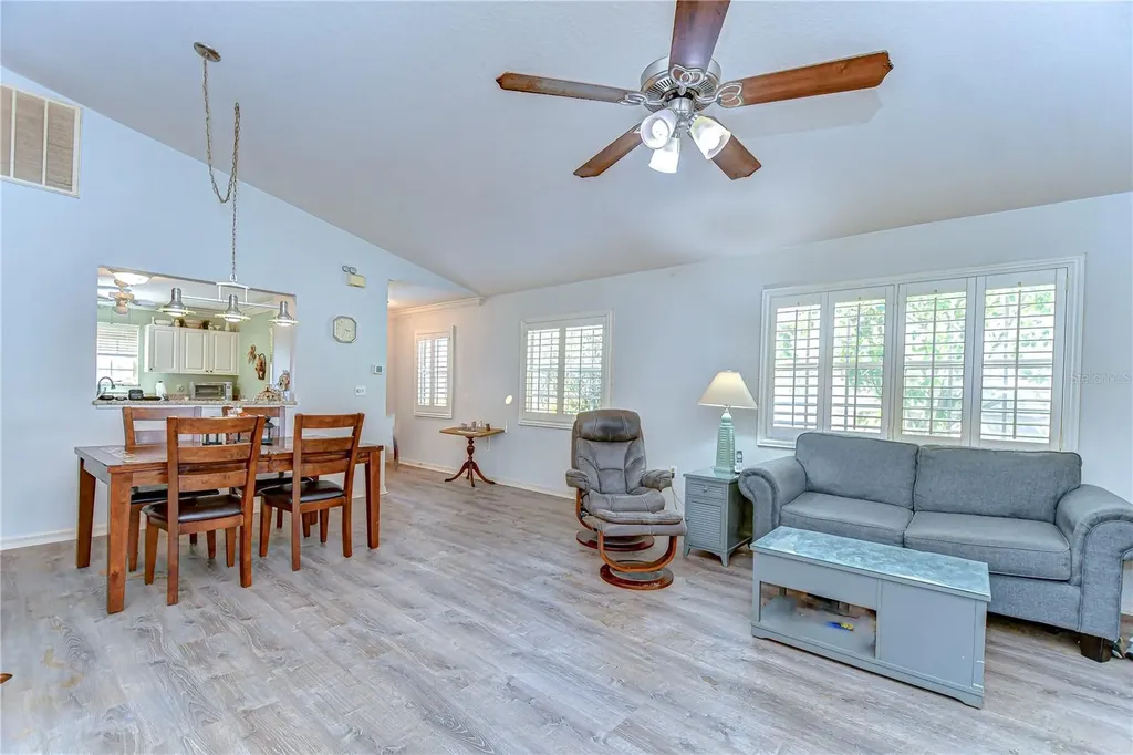 5906 Greenbriar Court Zephyrhills FL 33542