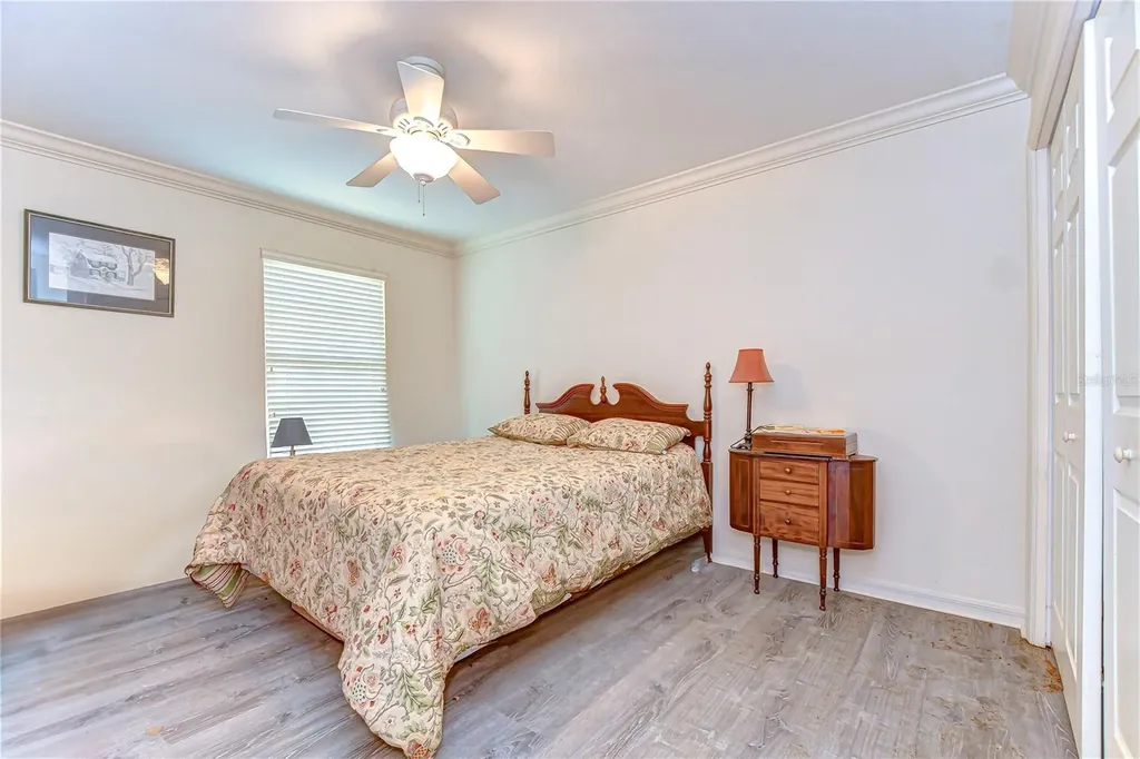5906 Greenbriar Court Zephyrhills FL 33542