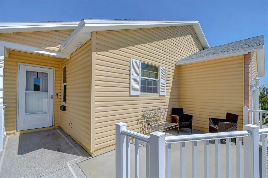 5906 Greenbriar Court Zephyrhills FL 33542