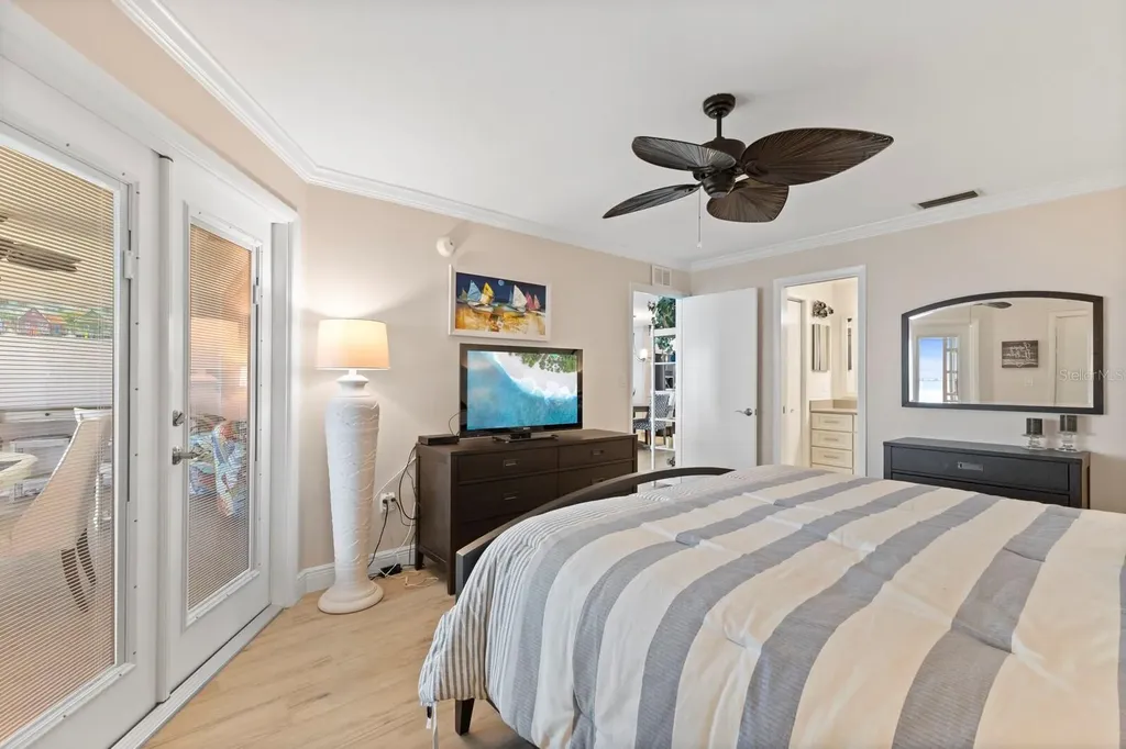 6400 Flotilla Drive Holmes Beach FL 34217