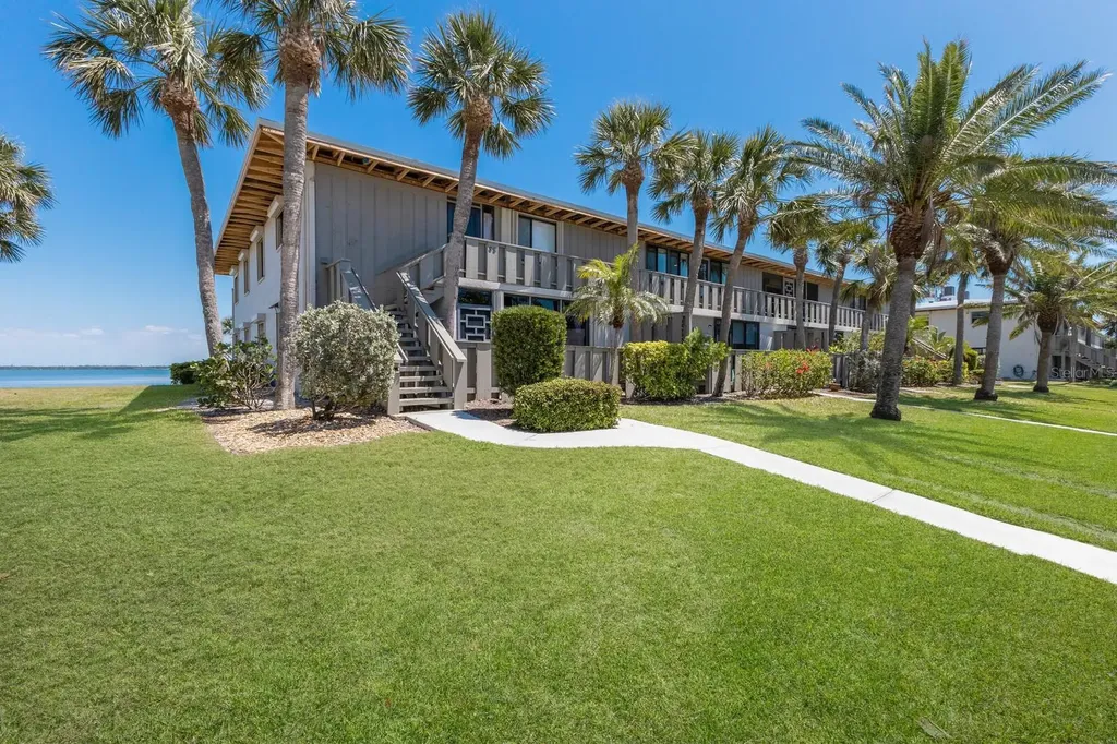 6400 Flotilla Drive Holmes Beach FL 34217