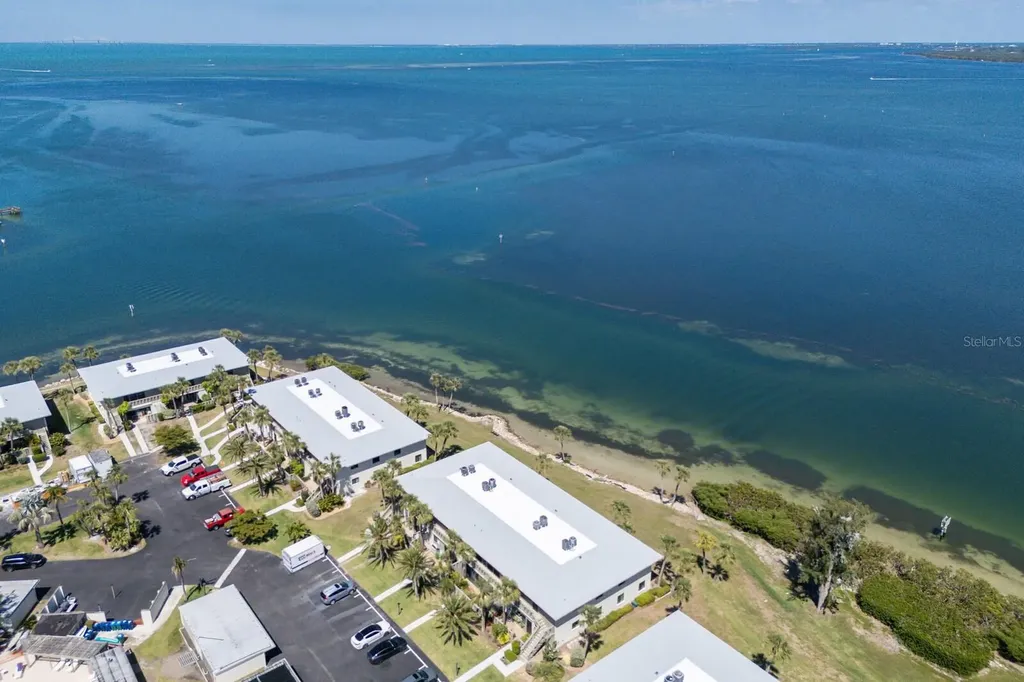 6400 Flotilla Drive Holmes Beach FL 34217